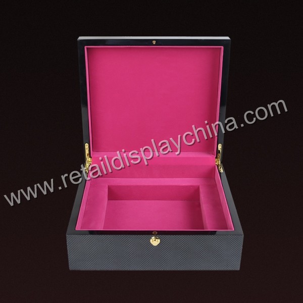 Wooden packing box for healthcare products 01