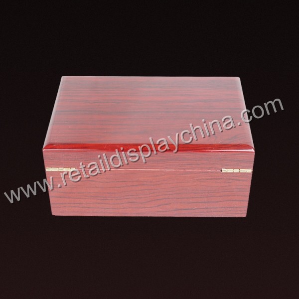 Wooden packing box for healthcare products 03